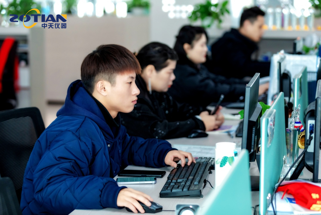 團(tuán)隊風(fēng)采